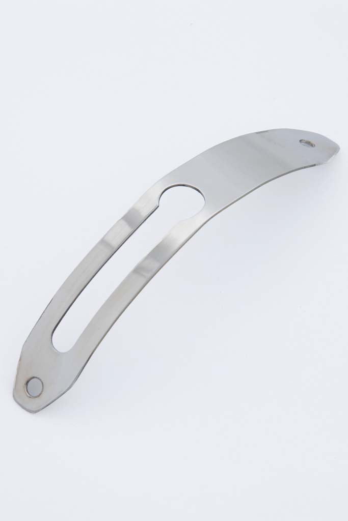 Peekaboo front plug holder
