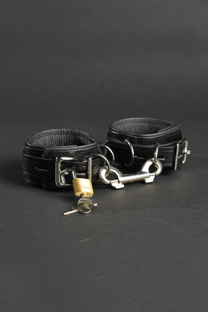 Leather submissive cuffs – Fancy Steel